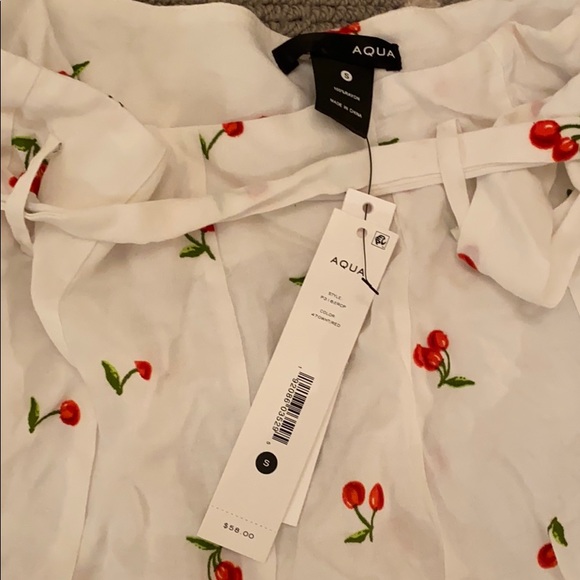 White cherry shorts from Bloomingdales - Picture 4 of 4